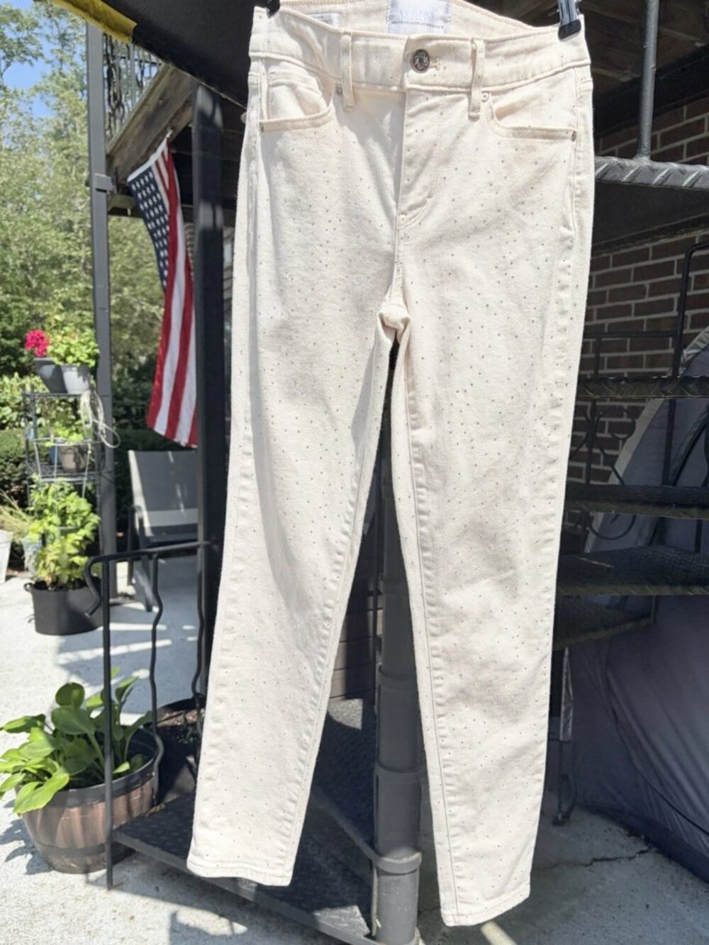 WH BM, Sparkling Pants Women's size 00 All Over Rhinestones Color: Ivory Skinny